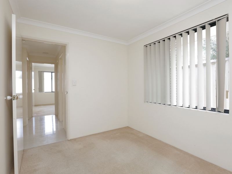 12/268 Wharf Street, Queens Park WA 6107