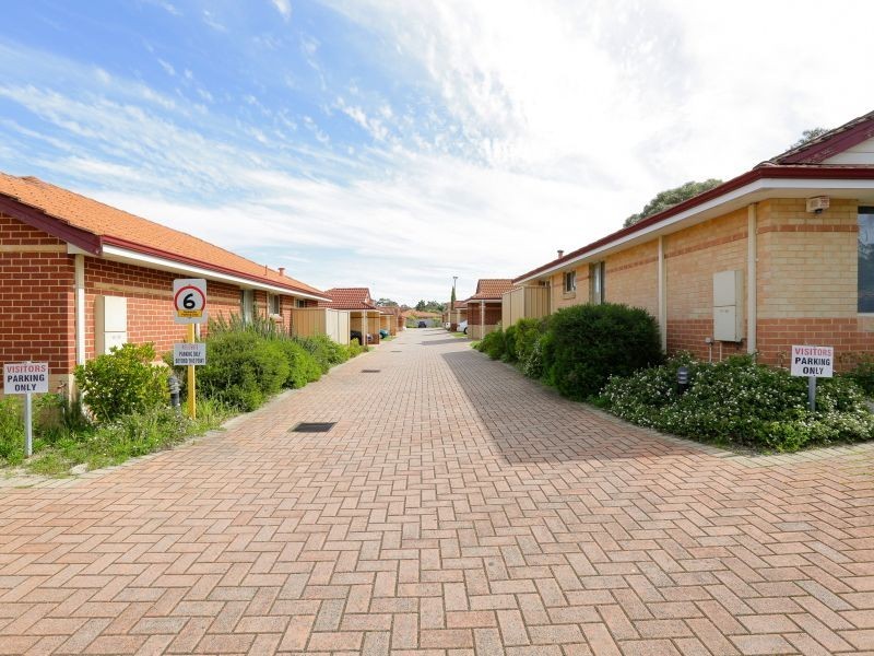 12/268 Wharf Street, Queens Park WA 6107