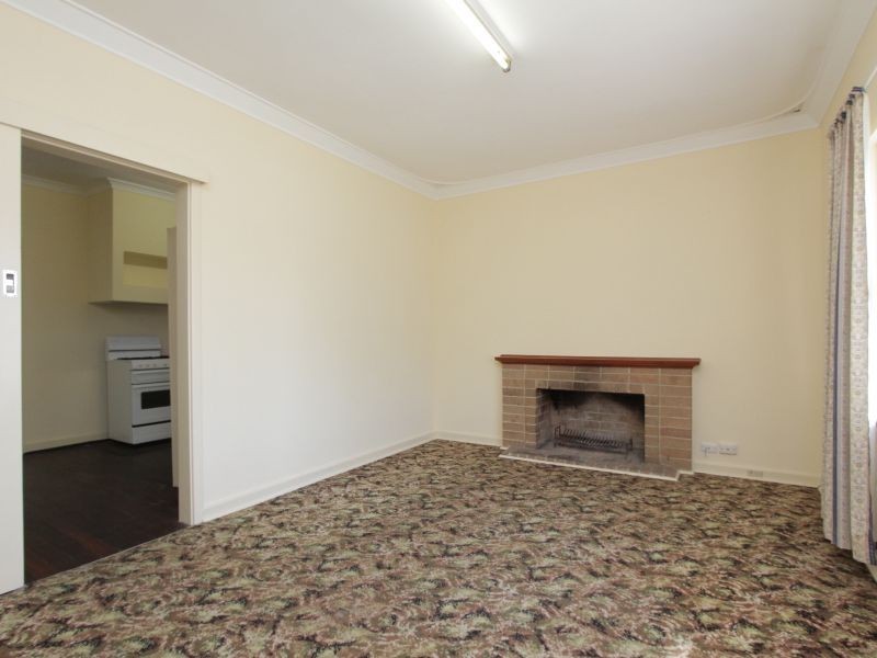 23 Mills Street, Cannington WA 6107