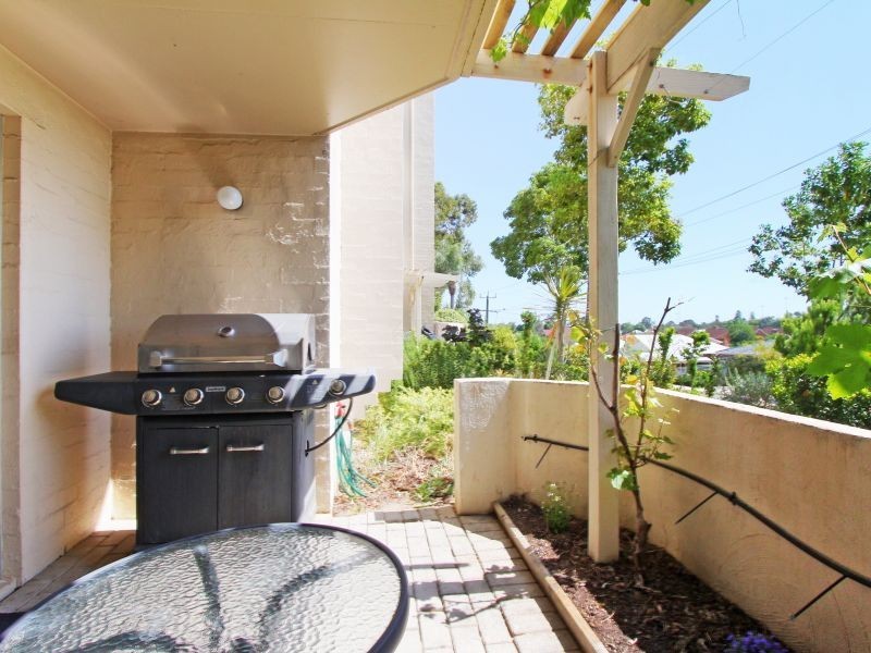 6/12 McMaster Street, Victoria Park WA 6100