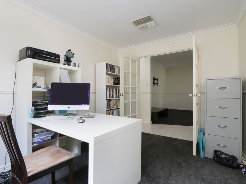 11 Illawarra Crescent, Canning Vale WA 6155