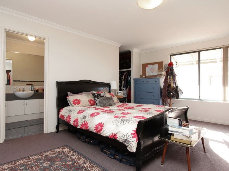 7/8 Hillcrest Road, Kewdale WA 6105