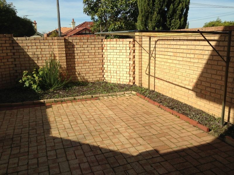 1/17 McMillan Street, Victoria Park WA 6100