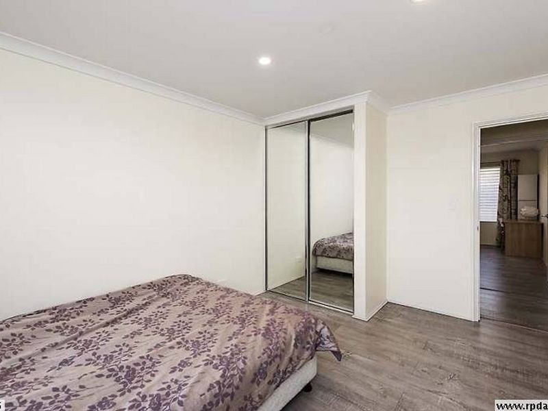 5 Vienta Street, Aveley WA 6069