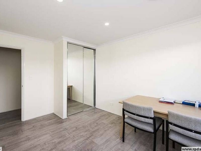 5 Vienta Street, Aveley WA 6069
