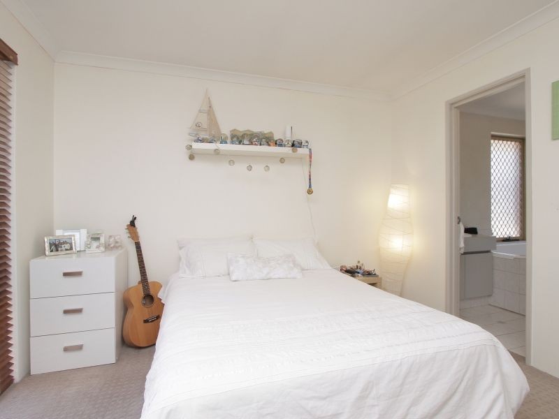 6/1 Chapman Road, St James WA 6102