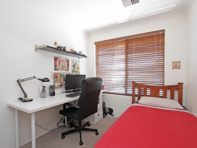 6/1 Chapman Road, St James WA 6102