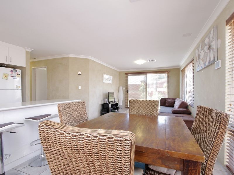 6/1 Chapman Road, St James WA 6102