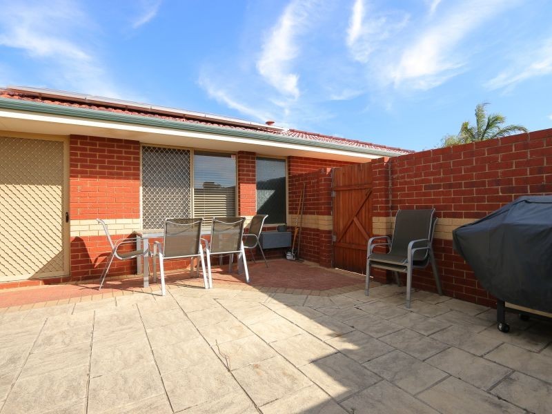 6/1 Chapman Road, St James WA 6102