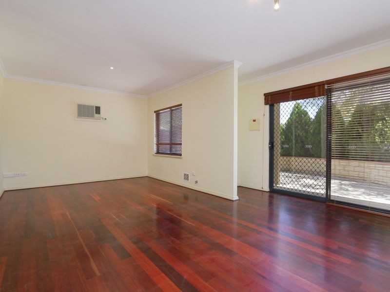 2/174 Carnarvon Street, East Victoria Park WA 6101