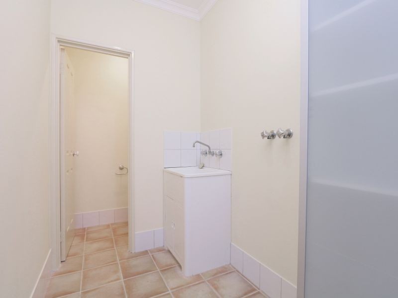 2/174 Carnarvon Street, East Victoria Park WA 6101