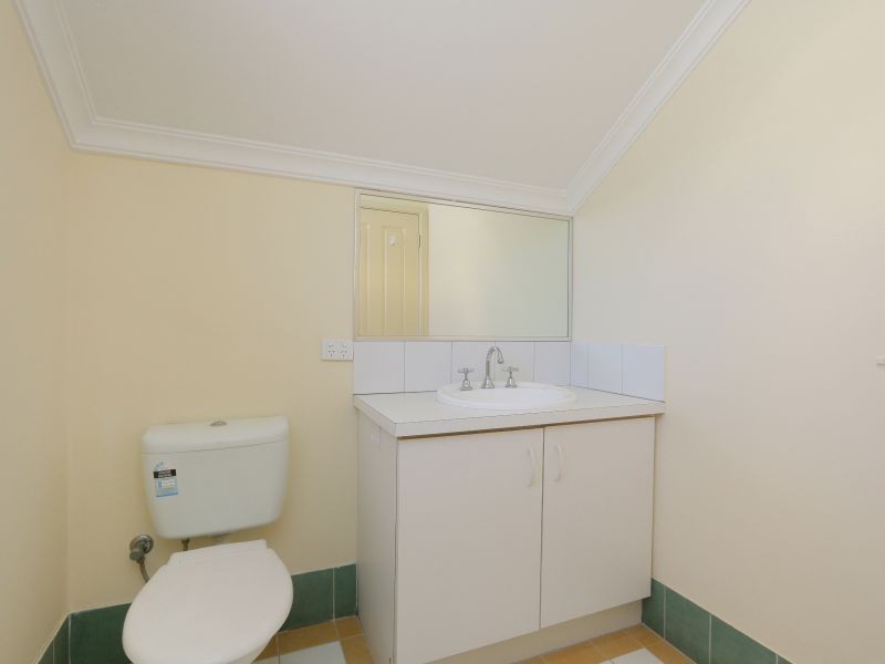 2/174 Carnarvon Street, East Victoria Park WA 6101