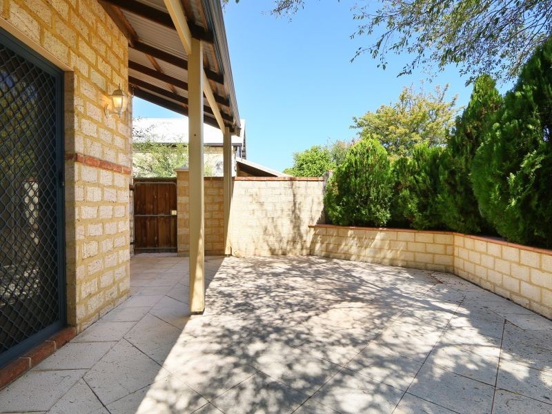 2/174 Carnarvon Street, East Victoria Park WA 6101