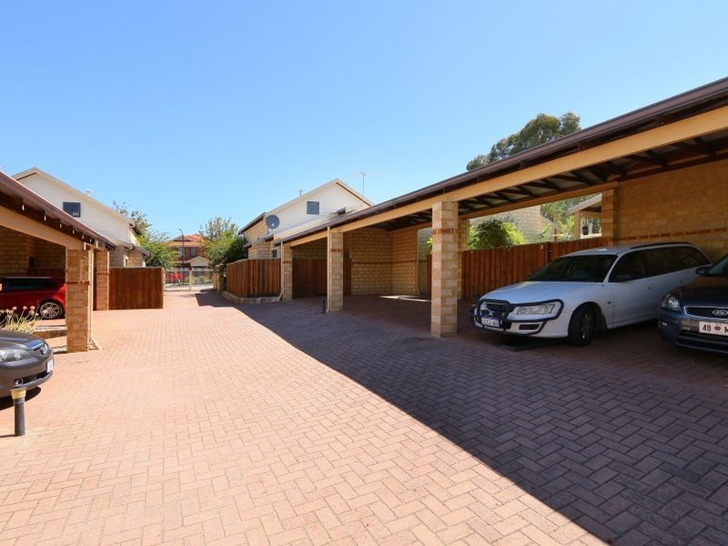 2/174 Carnarvon Street, East Victoria Park WA 6101