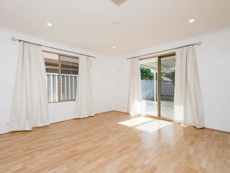 25 Dudley Street, Rivervale WA 6103