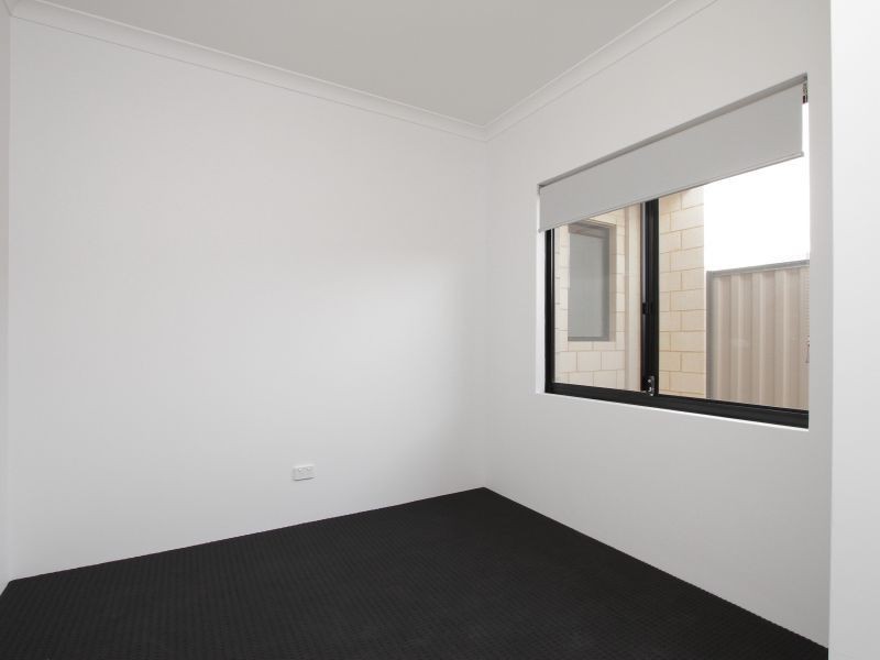 48 Villatella Gardens, Piara Waters WA 6112