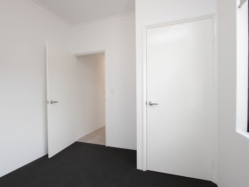 48 Villatella Gardens, Piara Waters WA 6112