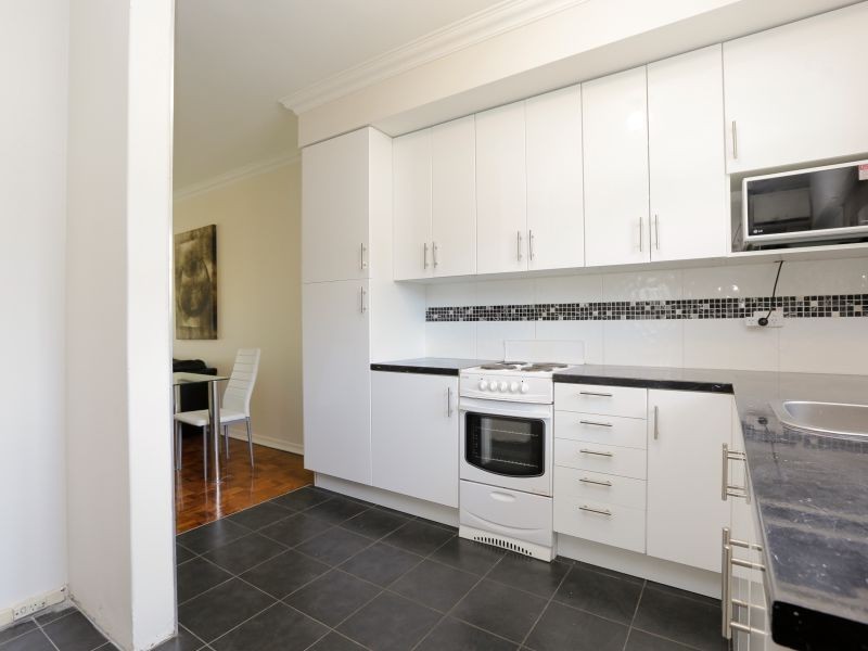 1/30 Preston Street, Como WA 6152