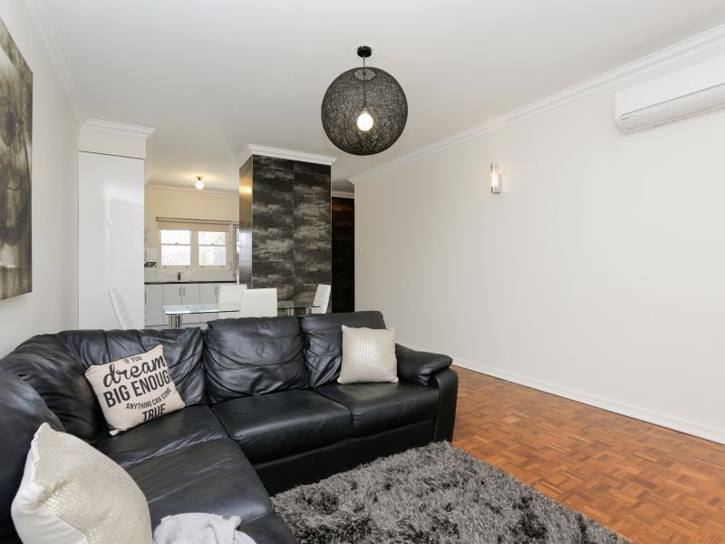 1/30 Preston Street, Como WA 6152