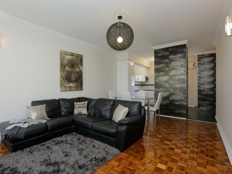 1/30 Preston Street, Como WA 6152