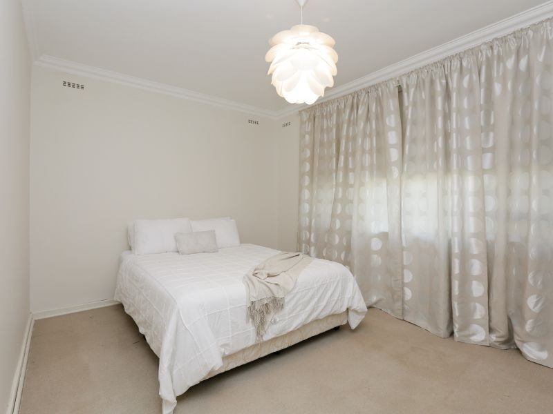 1/30 Preston Street, Como WA 6152