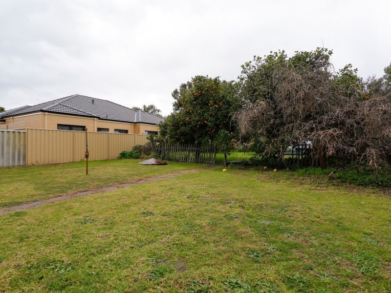 70 Bungaree Road, Wilson WA 6107