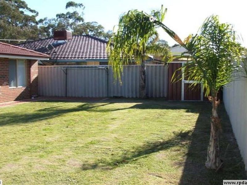 11 Osten Drive, Langford WA 6147