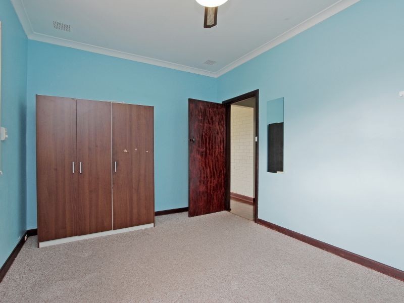 154 Manning Road, Wilson WA 6107