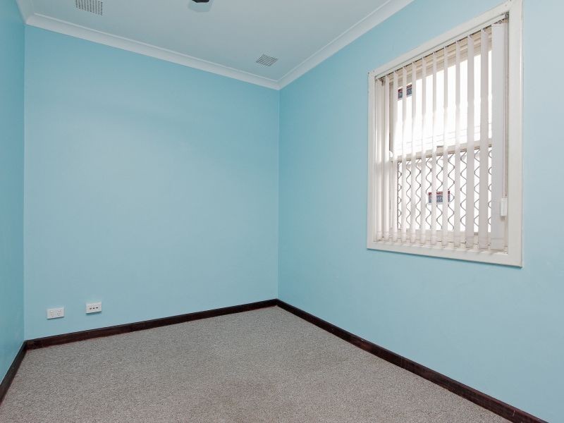 154 Manning Road, Wilson WA 6107