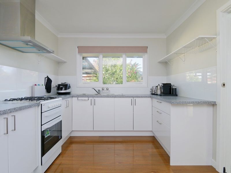 2 Kyogle Place, Armadale WA 6112