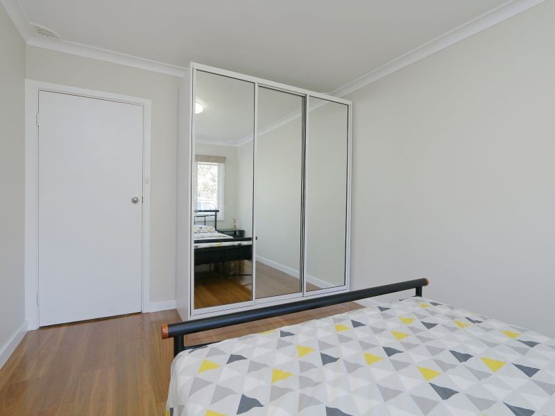 2 Kyogle Place, Armadale WA 6112