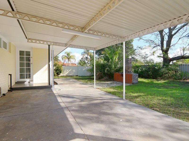 2 Kyogle Place, Armadale WA 6112