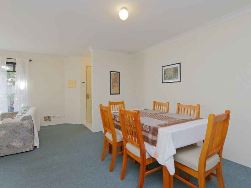 8/6 Warwick Street, St James WA 6102