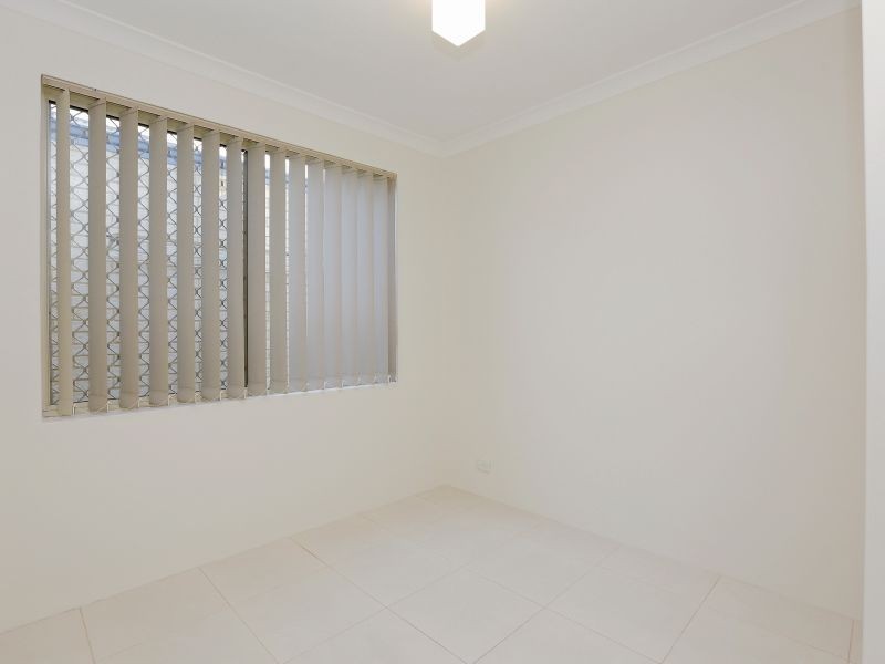 4/36 Queen Street, Bentley WA 6102