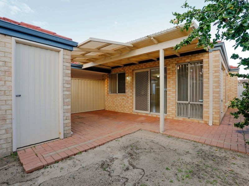 4/36 Queen Street, Bentley WA 6102
