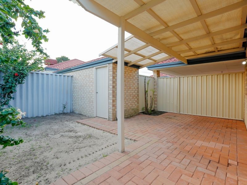 4/36 Queen Street, Bentley WA 6102