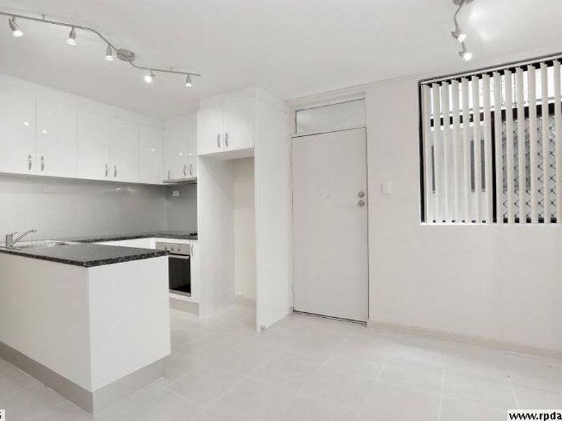 C1/62 Great Eastern Highway, Rivervale WA 6103