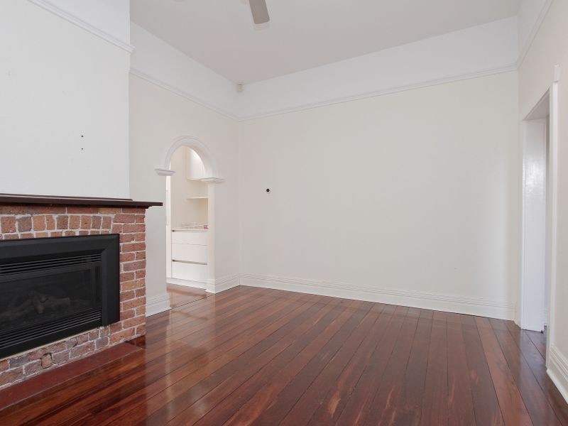 122 Stuart Street, Inglewood WA 6052