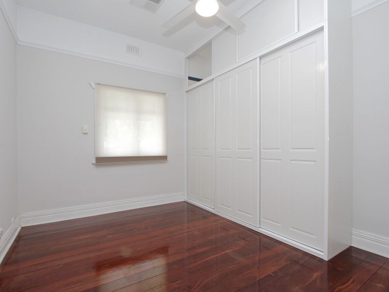 122 Stuart Street, Inglewood WA 6052