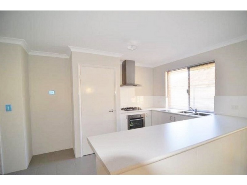 211A Wharf Street, Queens Park WA 6107