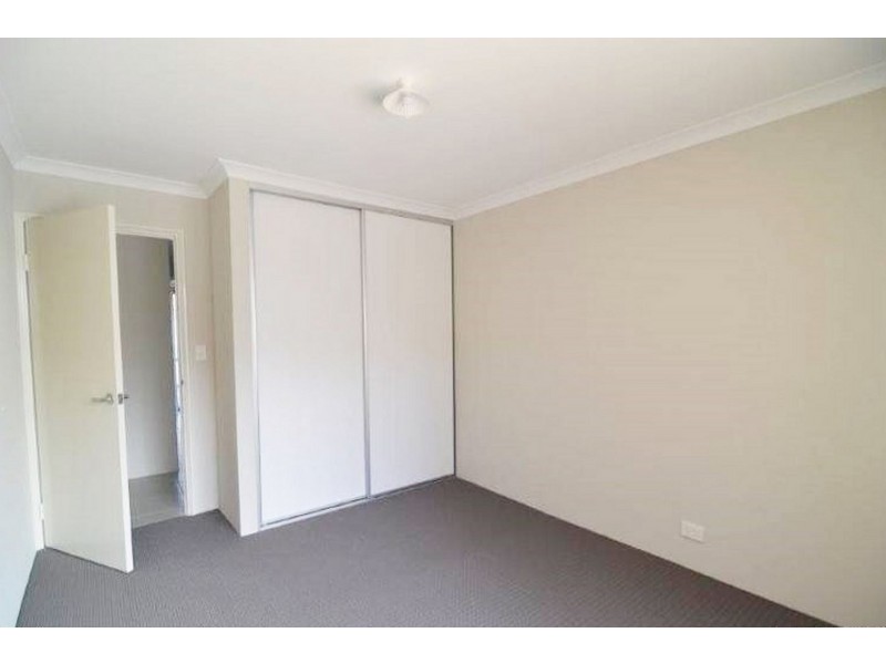 211A Wharf Street, Queens Park WA 6107