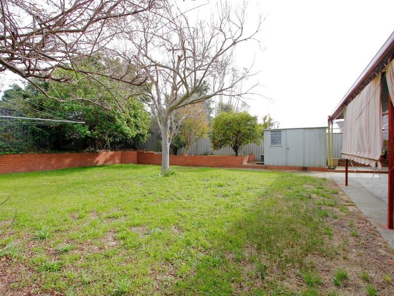 72 Davies Crescent, Kardinya WA 6163