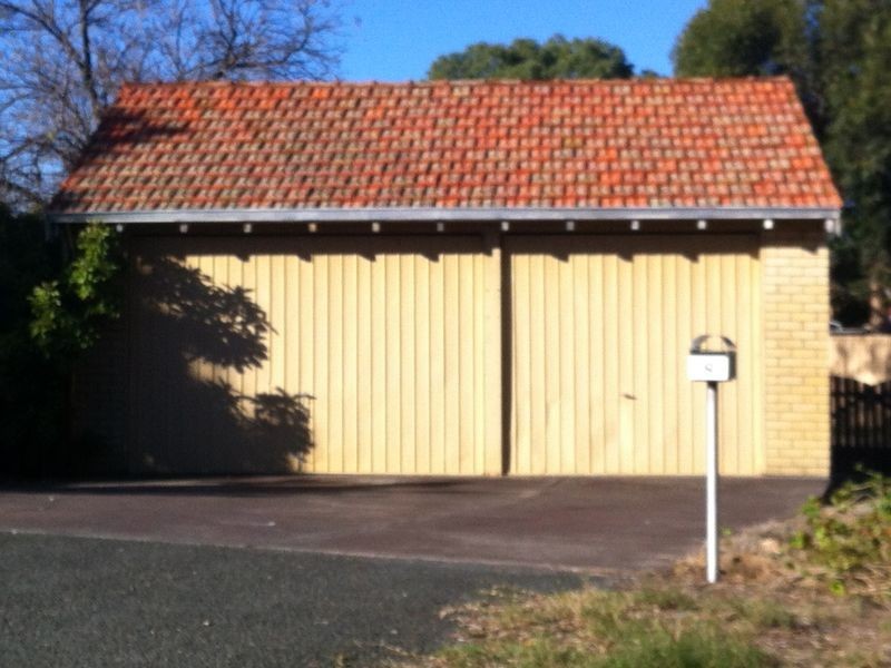 8 Beaconsfield Street, St James WA 6102