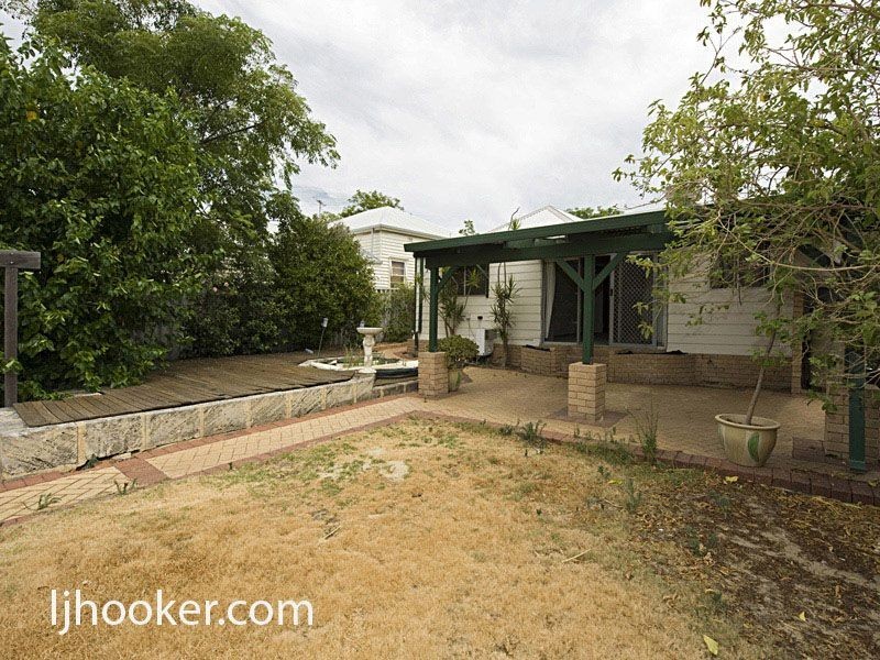 10 Canterbury Terrace, East Victoria Park WA 6101