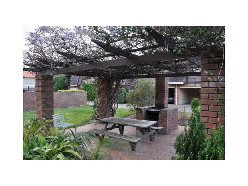 11/10 Gardner Street, Como WA 6152