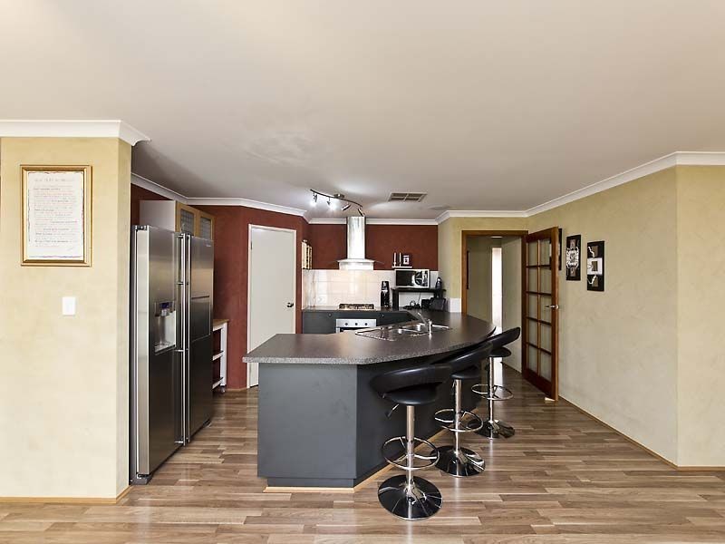 5 Spruce Terrace, Aubin Grove WA 6164