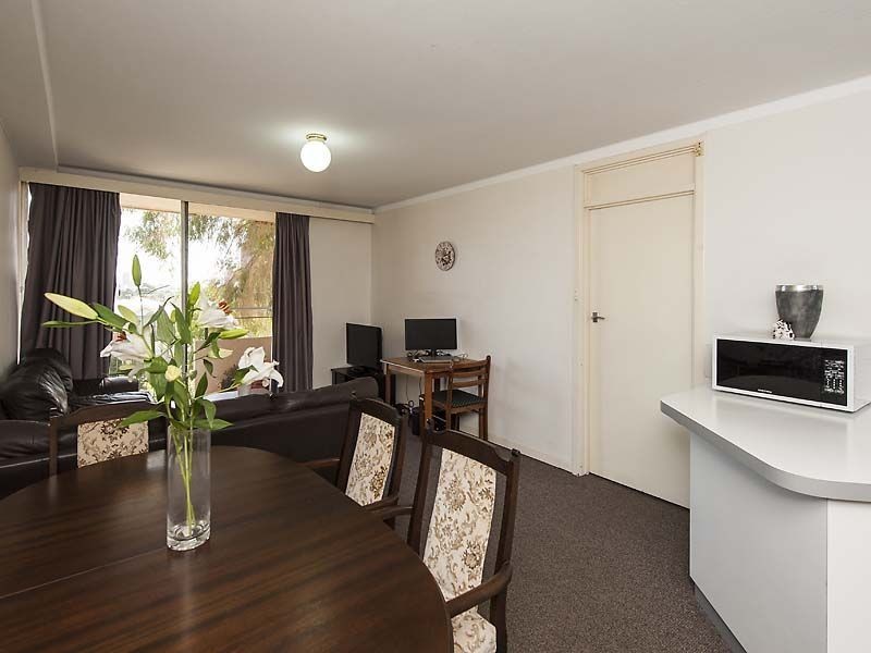 15/80 King George Street, Victoria Park WA 6100