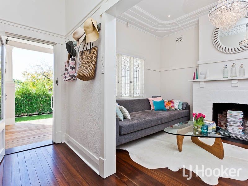 113 Douglas Avenue, South Perth WA 6151