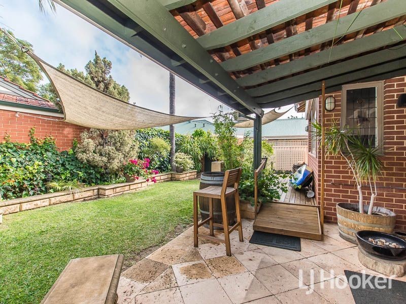 5 Klem Avenue, Manning WA 6152