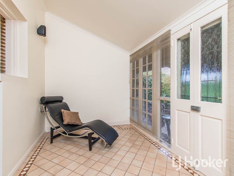 5 Klem Avenue, Manning WA 6152